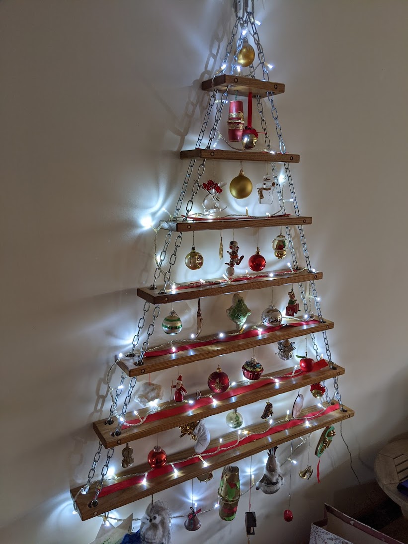 Hanging Christmas Tree 2